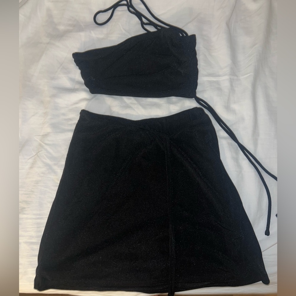 Two piece set